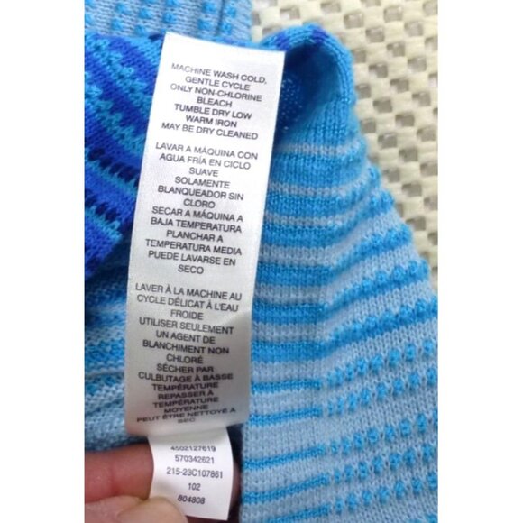 Chicos Ombre Stripe V-Neck Pullover Top Size 2 Midnight Blue Cold-Shoulder Style - Picture 9 of 12